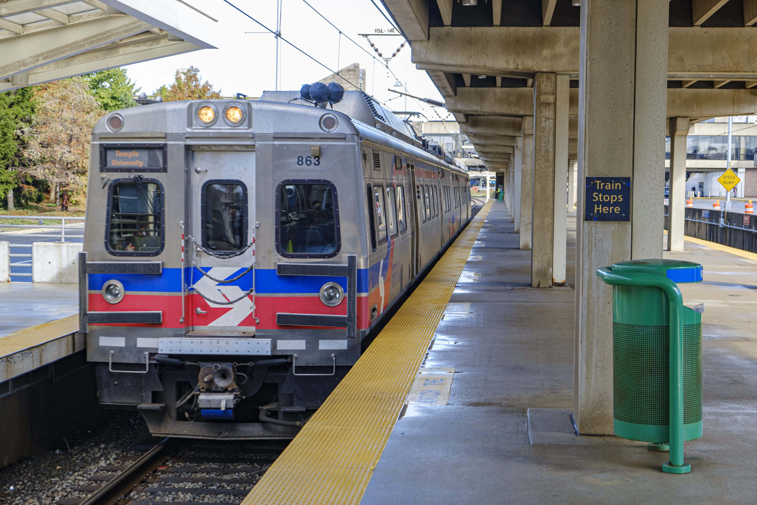 Image of a SEPTA train bound for Temple University in a SEPTA station